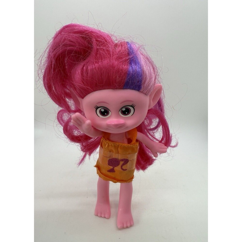DreamWorks Trolls Pink Doll  Hasbro HNF16 2022 DWA Collection Item